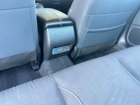 Used 2025 Nissan Altima 2.5 SV image 24