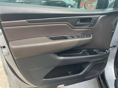 Used 2019 Honda Odyssey EX-L image 11