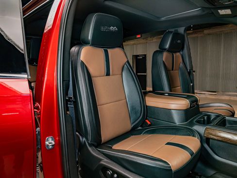 Used 2022 Chevrolet Silverado 1500 High Country image 26