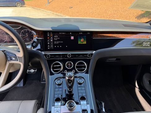 Used 2020 Bentley Continental GT AWD/4WD image 4