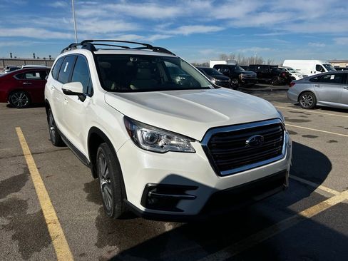 Used 2019 Subaru Ascent Limited image 2