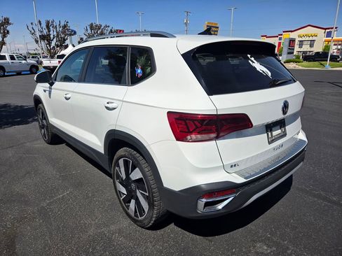 Used 2024 Volkswagen Taos SEL AWD/4WD image 5