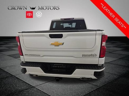Used 2022 Chevrolet Silverado 1500 High Country w/ Z71 Off-Road Package AWD/4WD image 5