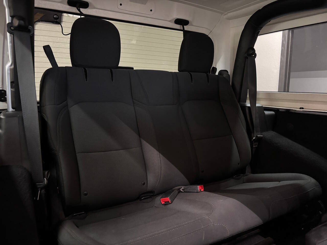 Used 2018 Jeep Wrangler Sport AWD/4WD image 24