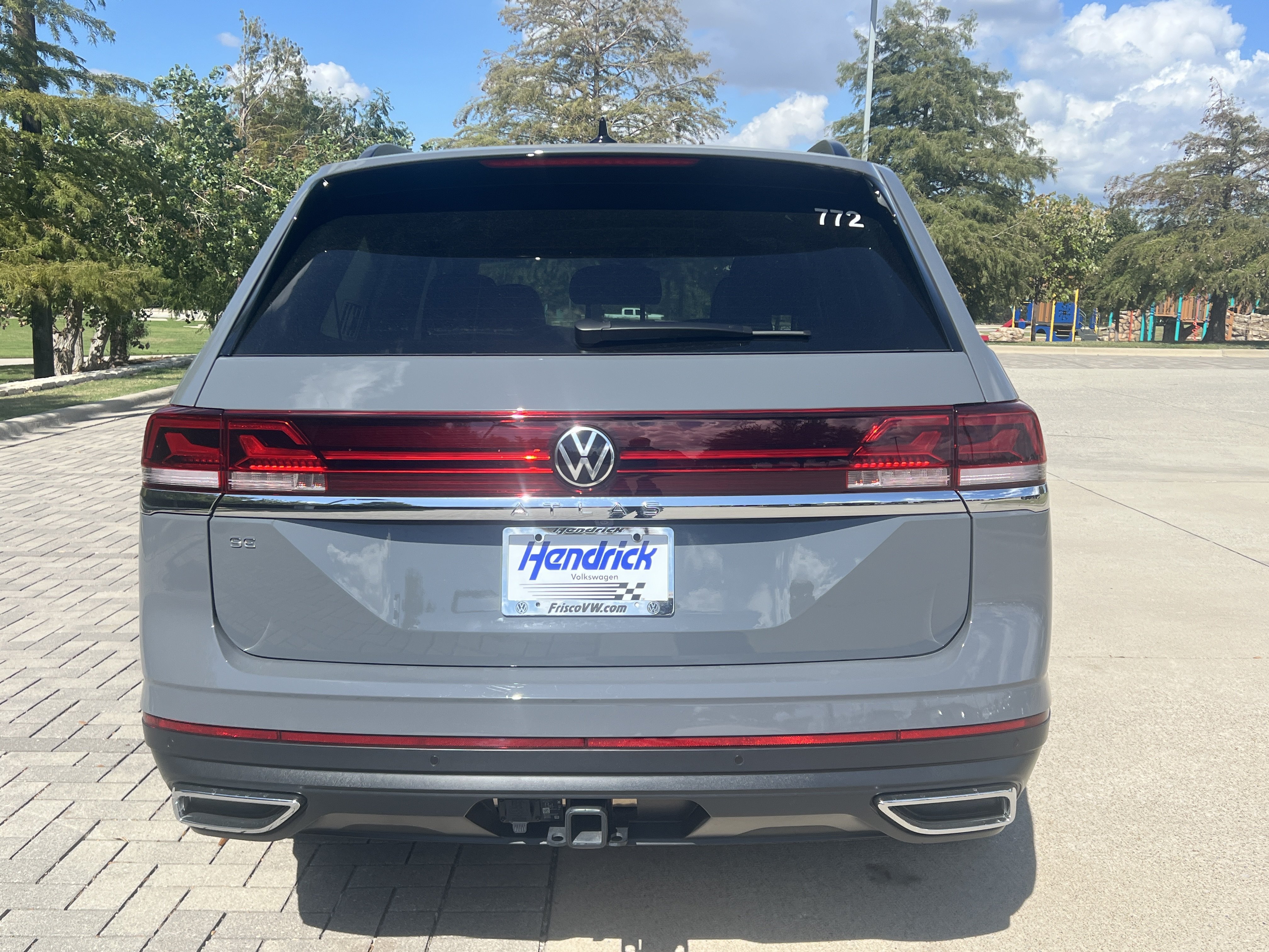 Certified 2026 Volkswagen Atlas SE FWD image 8