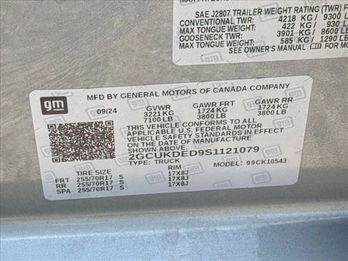 Certified 2025 Chevrolet Silverado 1500 LT AWD/4WD image 25