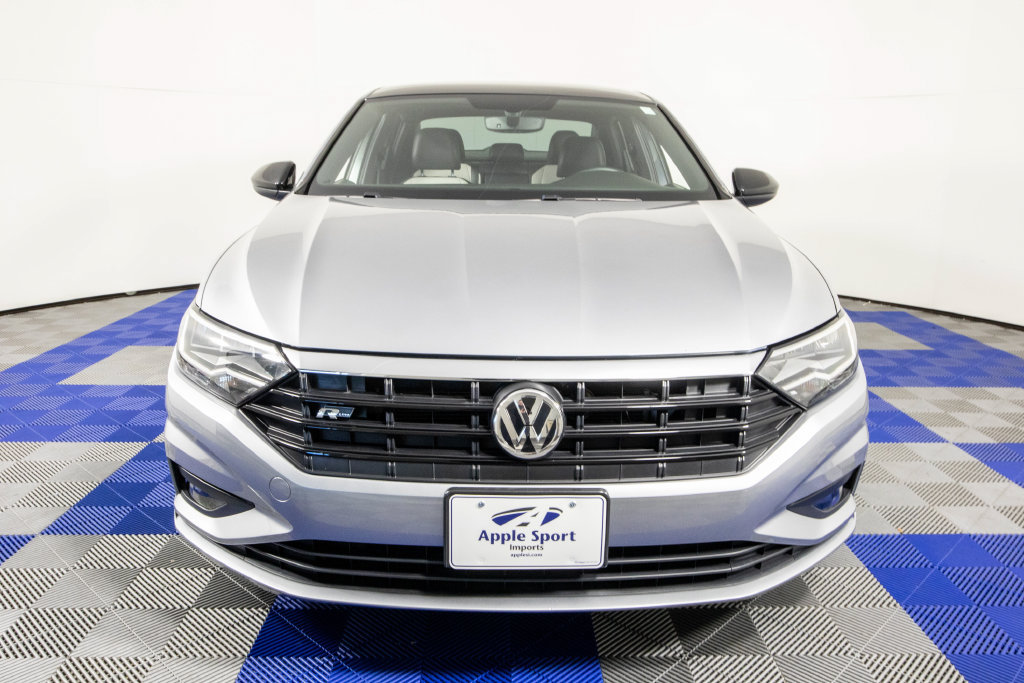 Used 2020 Volkswagen Jetta R-Line FWD image 3