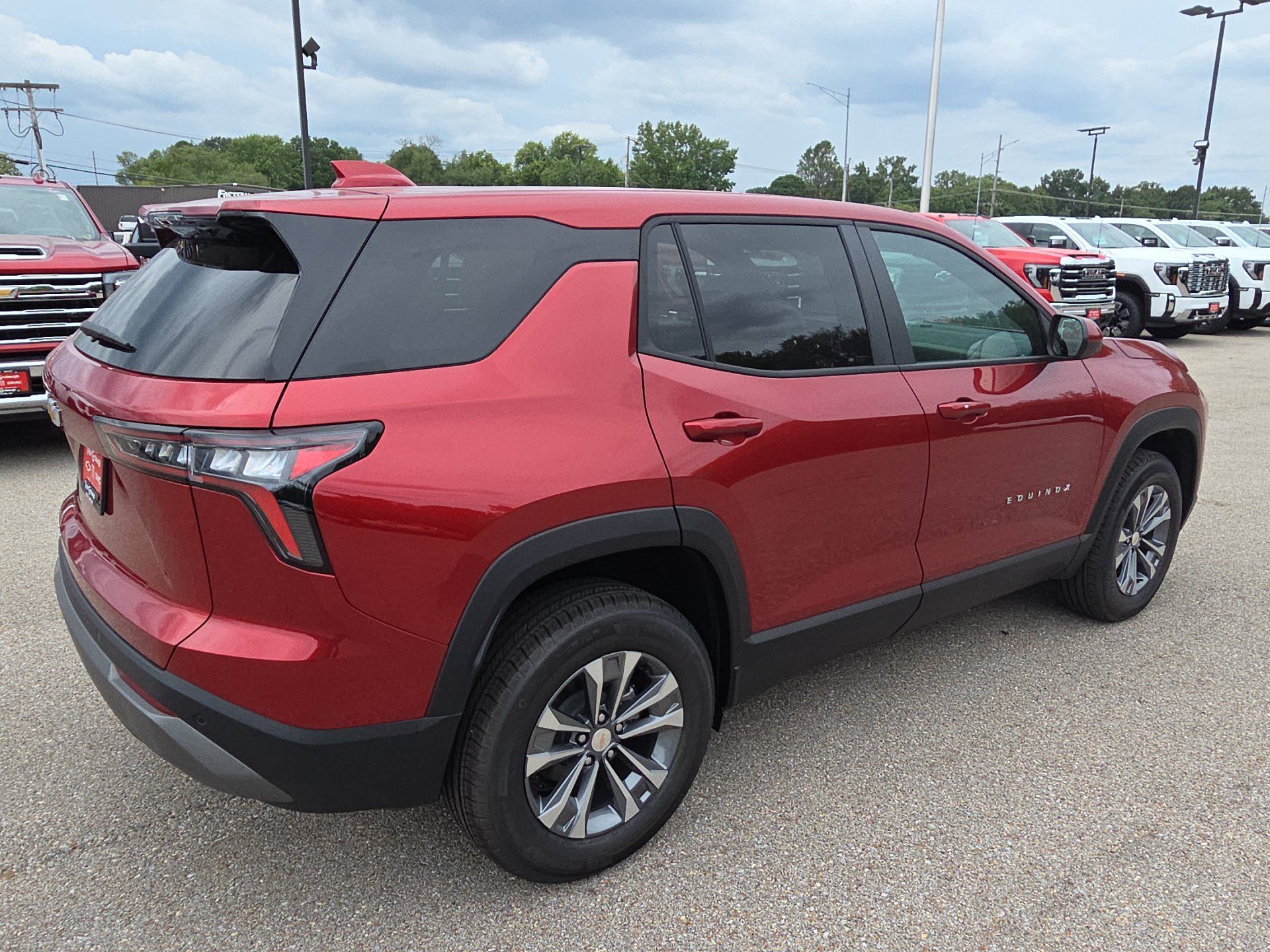 New 2027 Chevrolet Equinox LT w/ Convenience Package II AWD/4WD image 8