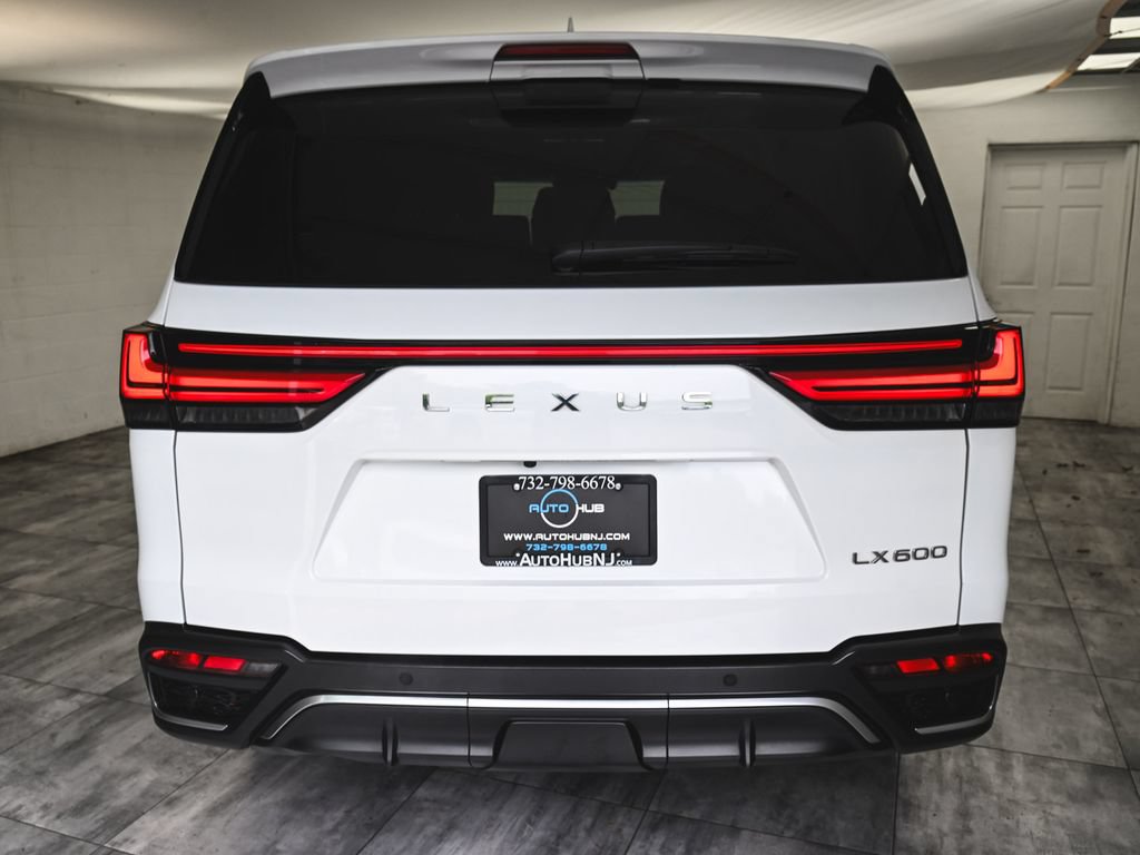 Used 2024 Lexus LX 600 F Sport AWD/4WD image 5