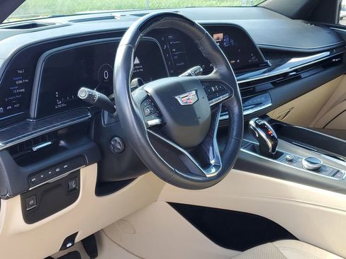 Used 2023 Cadillac Escalade ESV Premium Luxury w/ LPO, Radiant Package AWD/4WD image 8