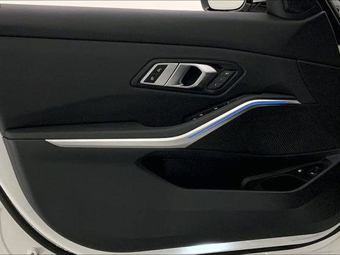 Used 2021 BMW 330e xDrive w/ Premium Package image 24