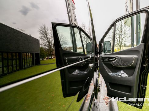 New 2024 Mercedes-Benz Sprinter 3500 image 16