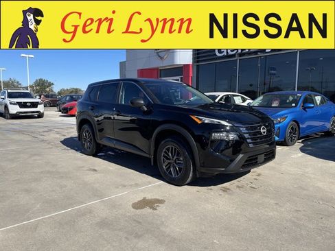 Certified 2025 Nissan Rogue S image 1