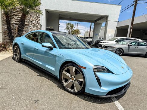 Used 2021 Porsche Taycan RWD image 1