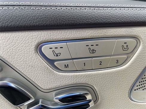 Used 2015 Mercedes-Benz S 550 Sedan image 12