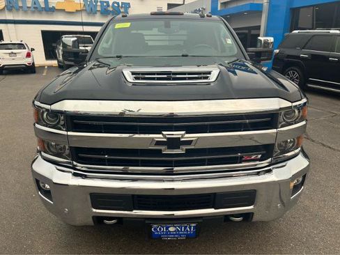 Used 2019 Chevrolet Silverado 2500 LTZ w/ Duramax Plus Package AWD/4WD image 15