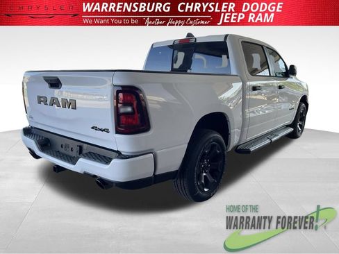 New 2026 RAM 1500 Express AWD/4WD image 3