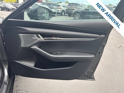 Used 2024 MAZDA MAZDA3 Hatchback w/Premium Plus Pkg AWD/4WD image 10