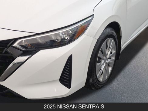 Certified 2025 Nissan Sentra S image 10