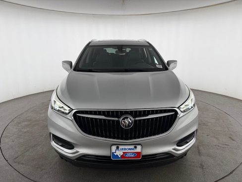 Used 2020 Buick Enclave Essence w/ Sound and Sites Package image 2