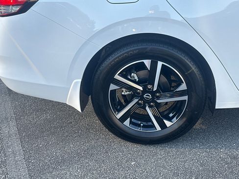 New 2025 Nissan Sentra SV image 17
