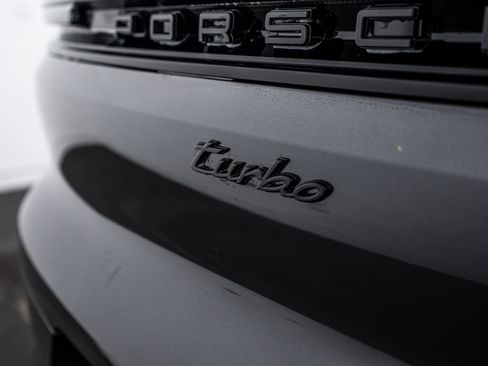 New 2026 Porsche Cayenne Turbo image 26