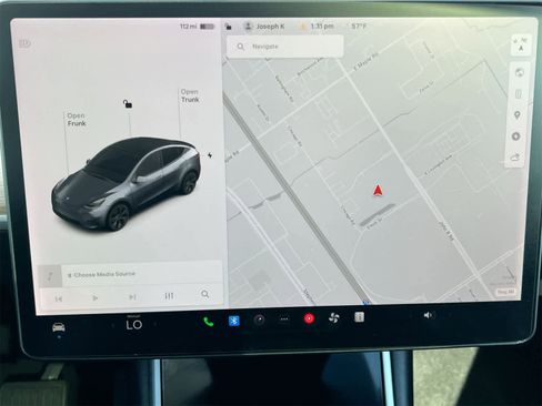 Used 2020 Tesla Model Y Long Range image 31