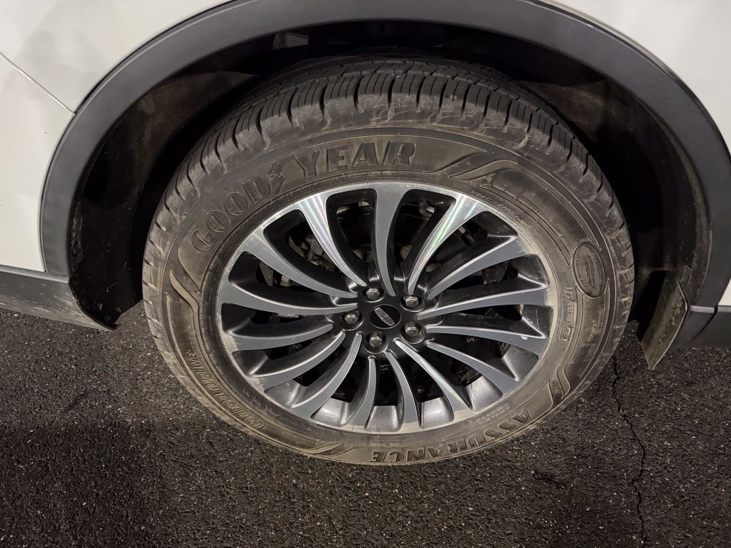 Used 2020 Lincoln Aviator Reserve w/ Elements Package Plus AWD/4WD image 9