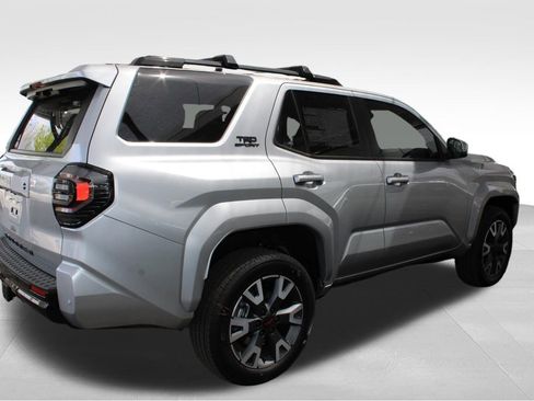 New 2026 Toyota 4Runner TRD Sport AWD/4WD image 15