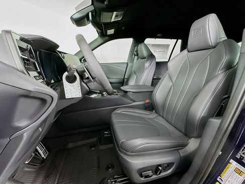 New 2026 Lexus TX 500h AWD image 22