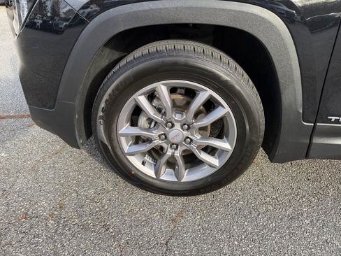 Used 2022 GMC Terrain SLT image 27