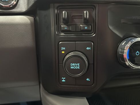 Used 2023 Ford F250 Limited AWD/4WD image 35