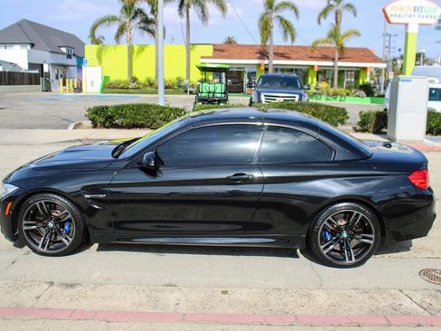Used 2015 BMW M4 Convertible image 3