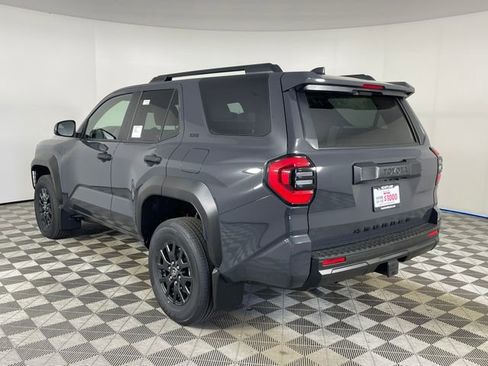 New 2026 Toyota 4Runner SR5 AWD/4WD image 11