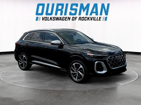 Used 2025 Audi SQ5 Premium Plus w/ Premium Plus Package AWD/4WD image 1