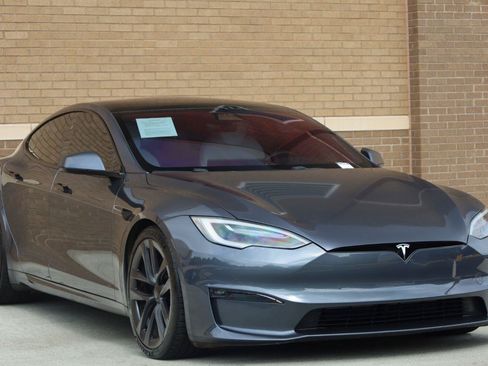 Used 2022 Tesla Model S Plaid AWD/4WD image 7