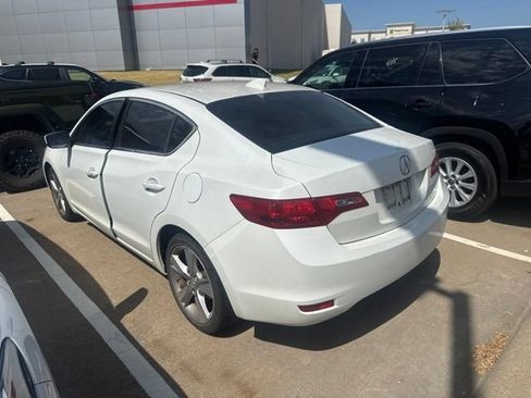 Used 2015 Acura ILX FWD image 4