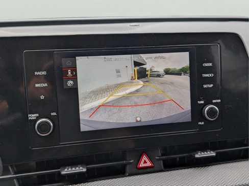 Used 2023 Kia Sportage LX image 35