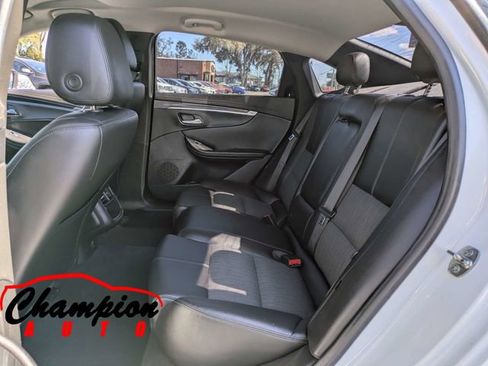 Used 2019 Chevrolet Impala LT image 16