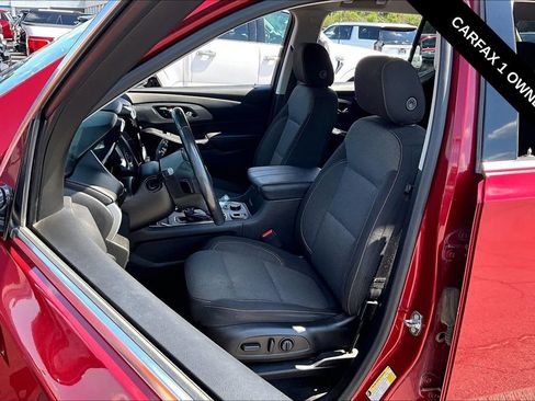 Used 2018 Chevrolet Traverse LT FWD image 20