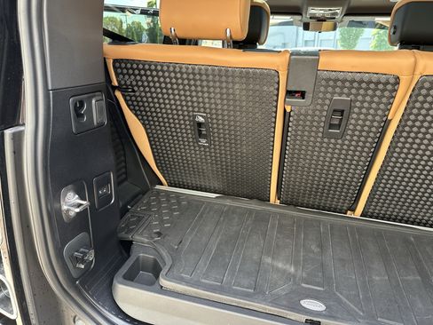Certified 2024 Land Rover Defender 90 V8 AWD/4WD image 34