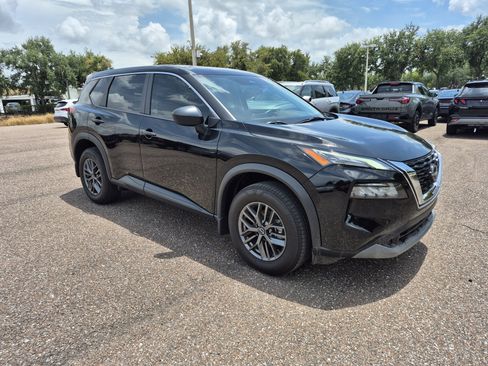 Certified 2022 Nissan Rogue S FWD image 10