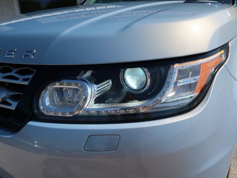 Used 2015 Land Rover Range Rover Sport HSE AWD/4WD image 47