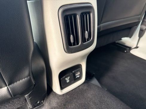 Used 2020 Jeep Compass Limited w/ Advanced Safety Group AWD/4WD image 34