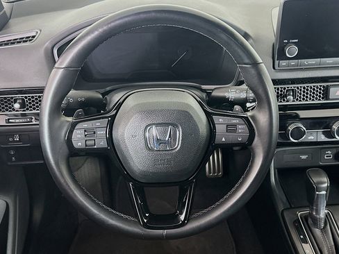 Used 2023 Honda Civic Sport image 18
