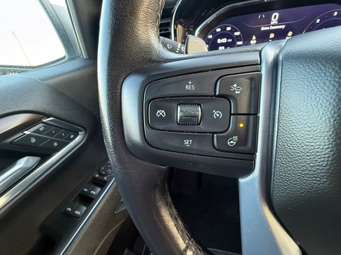 Used 2022 GMC Sierra 1500 SLT w/ SLT Premium Plus Package AWD/4WD image 17