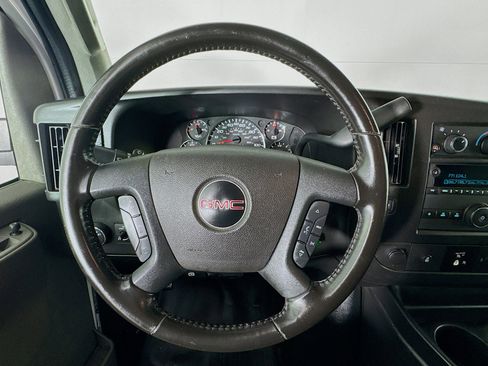 Used 2020 GMC Savana 2500 image 11