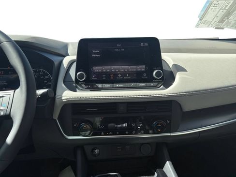 New 2026 Nissan Rogue Dark Armor AWD/4WD image 19