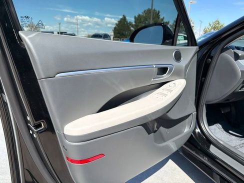 Used 2024 Hyundai Sonata SEL w/ Convenience Package FWD image 5