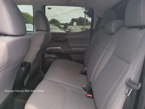 Used 2022 Toyota Tacoma SR5 w/ Technology Package RWD image 15